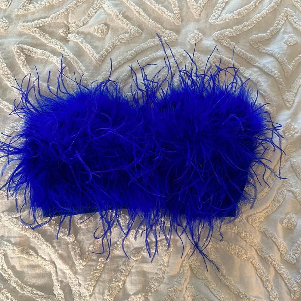 Fashion nova fluffy crop top